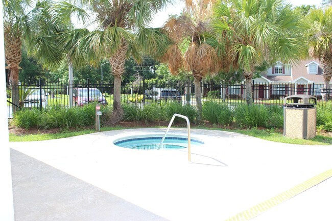Building Photo - 4434 Gearhart Rd