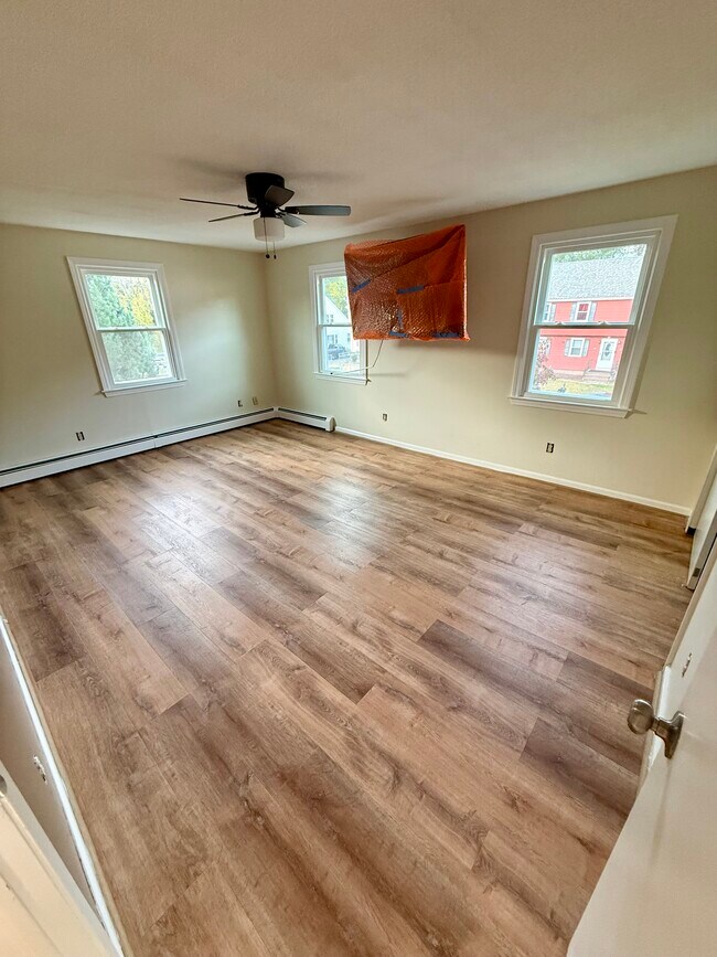 Building Photo - 79 Elida Ct