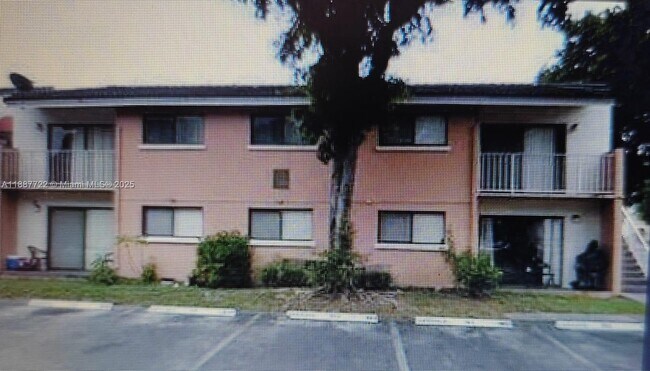 Primary Photo - 7080 NW 179th St