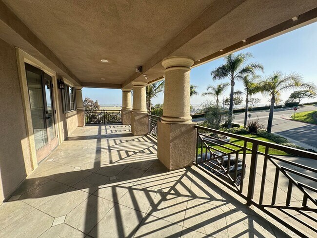 Building Photo - Exquisite Vina Del Mar home in Spanish Hills