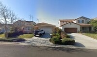 Building Photo - 1537 Sycamore Dr