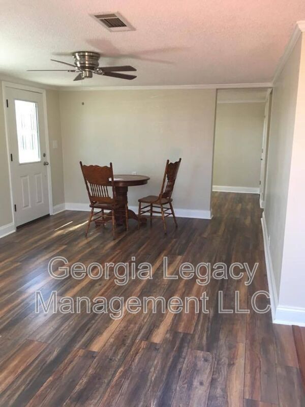 Building Photo - 3720 Lathem Creek Dr