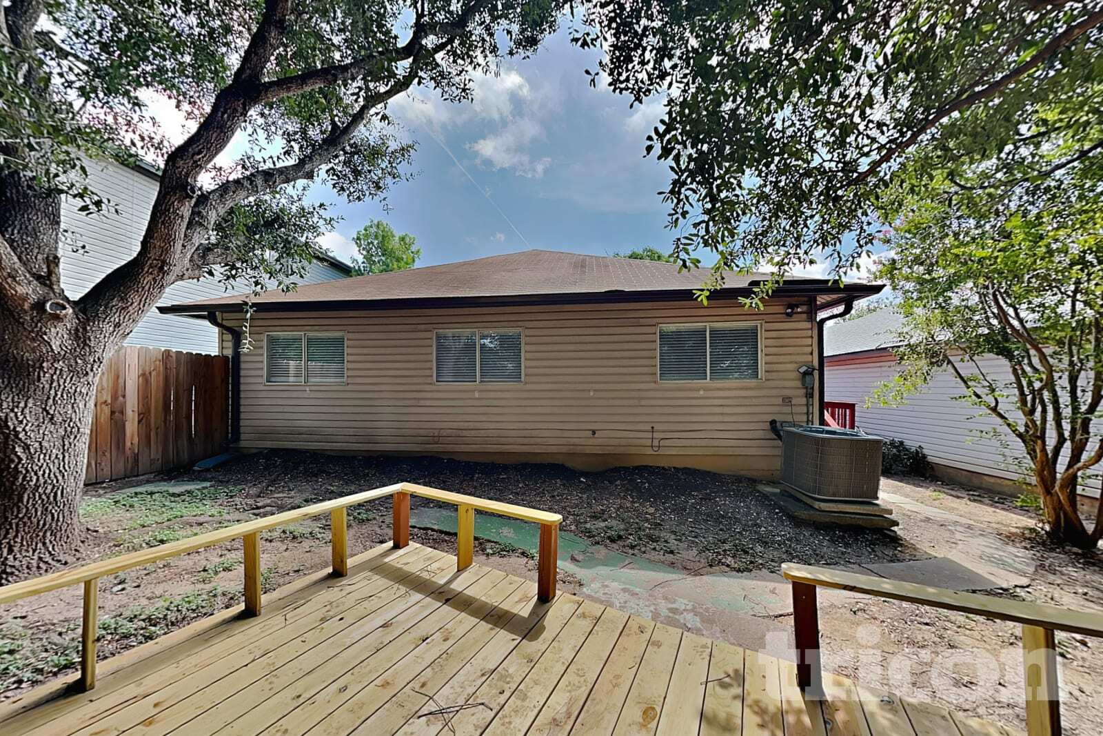 Building Photo - 9503 Arcade Ridge