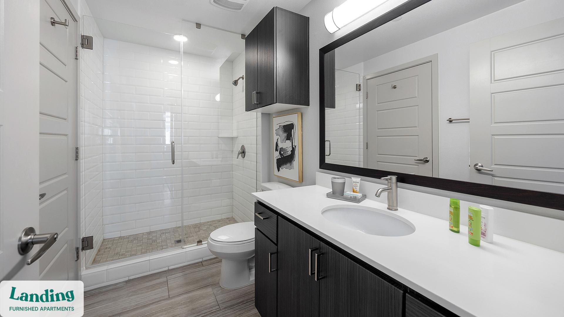 Building Photo - 2323 E Highland Ave