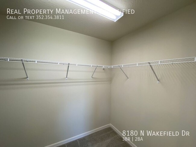 Building Photo - 8180 N Wakefield Dr