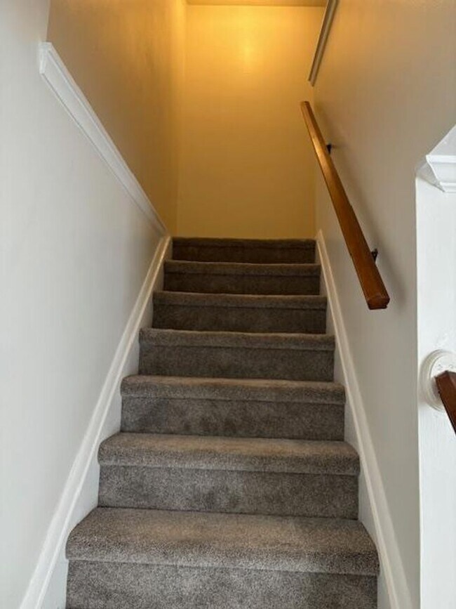 Building Photo - Beautifully Renovated 3-Bedroom, 2.5-Bath Townhome in Tucker!