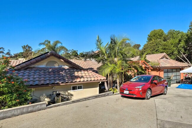 Building Photo - 276 Via del Cerrito