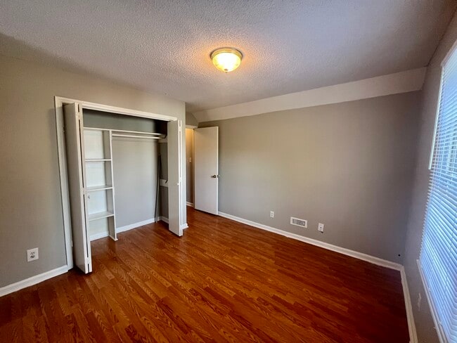 Building Photo - 101 Southridge Dr