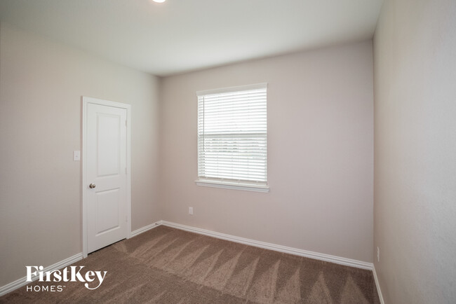 Building Photo - 1222 Seurat Ct