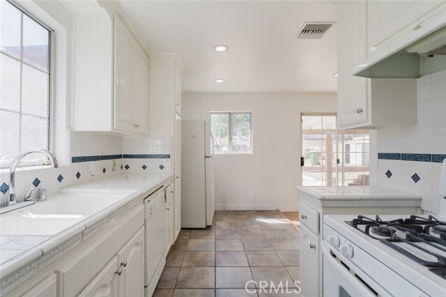 Building Photo - 7737 Cleon Ave
