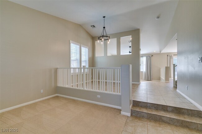 Building Photo - 25 Precipice Ct