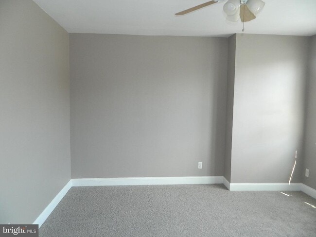 Building Photo - 4501 Princeton Ave