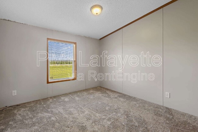 Building Photo - 11024 W 525 N