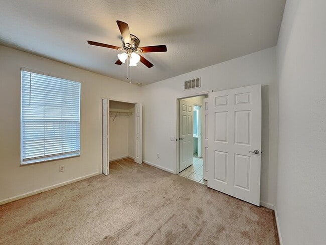 Building Photo - 5049 Maxon Terrace