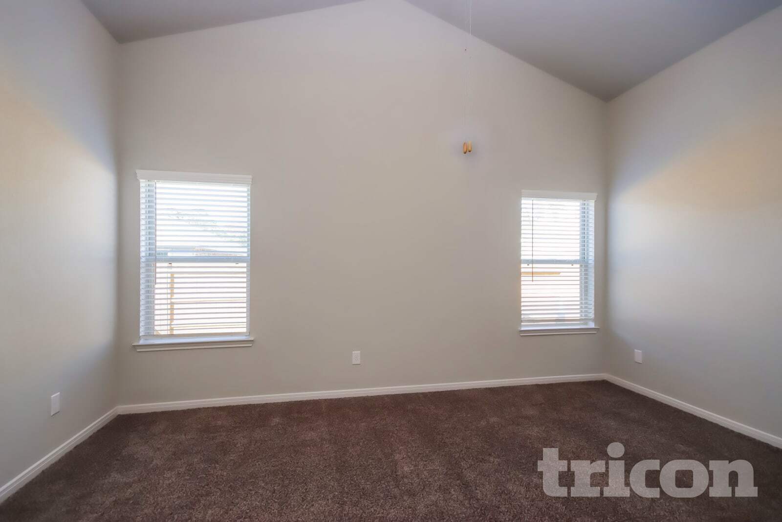 Building Photo - 9838 Gln Brk Ln