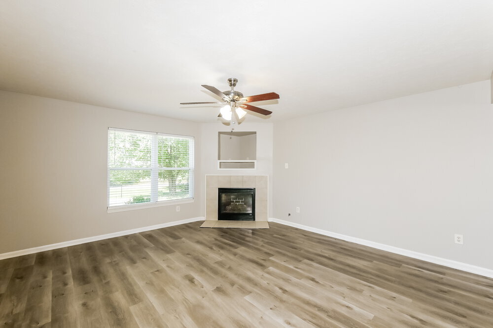 Building Photo - 12046 Royalwood Dr