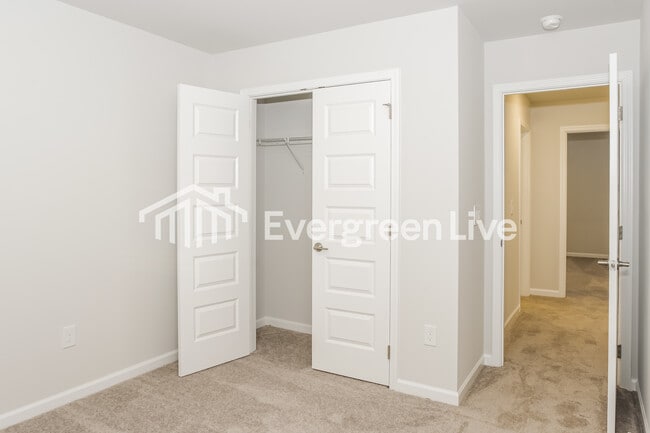 Building Photo - 226 Exeter St