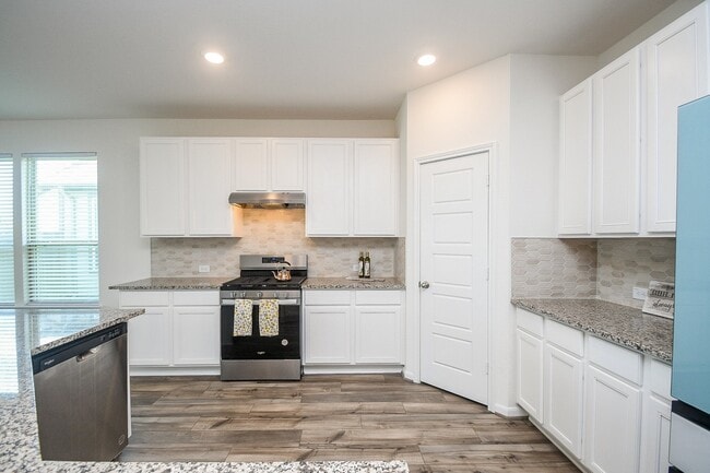 Building Photo - 3043 Kastania Ln