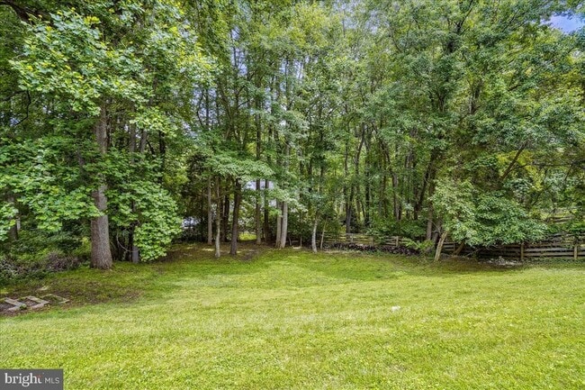 Building Photo - 9708 Locust Hill Dr