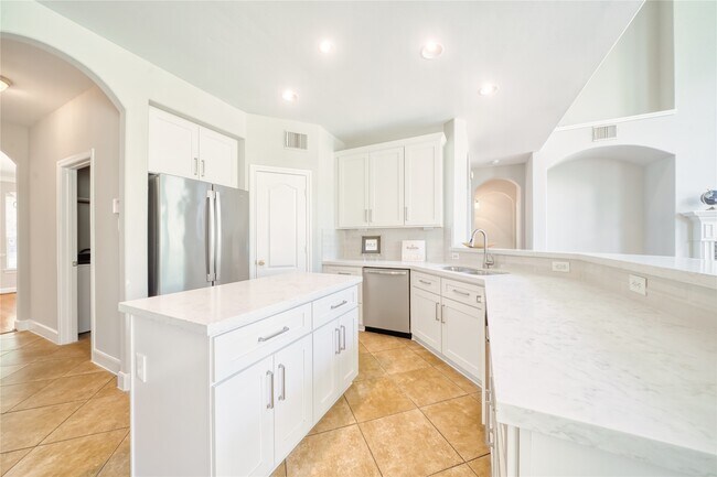 Building Photo - 5619 Riverstone Crossing Dr