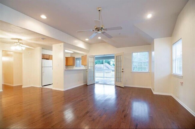 Building Photo - 1209 Lovett St