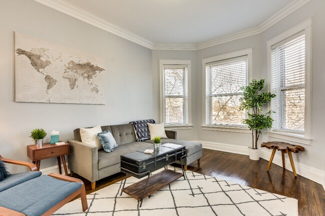 Building Photo - HEC Capital