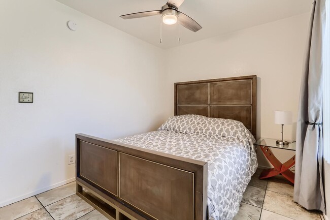 Building Photo - FULLY FURNISHED 2 bedroom condo near UNLV!