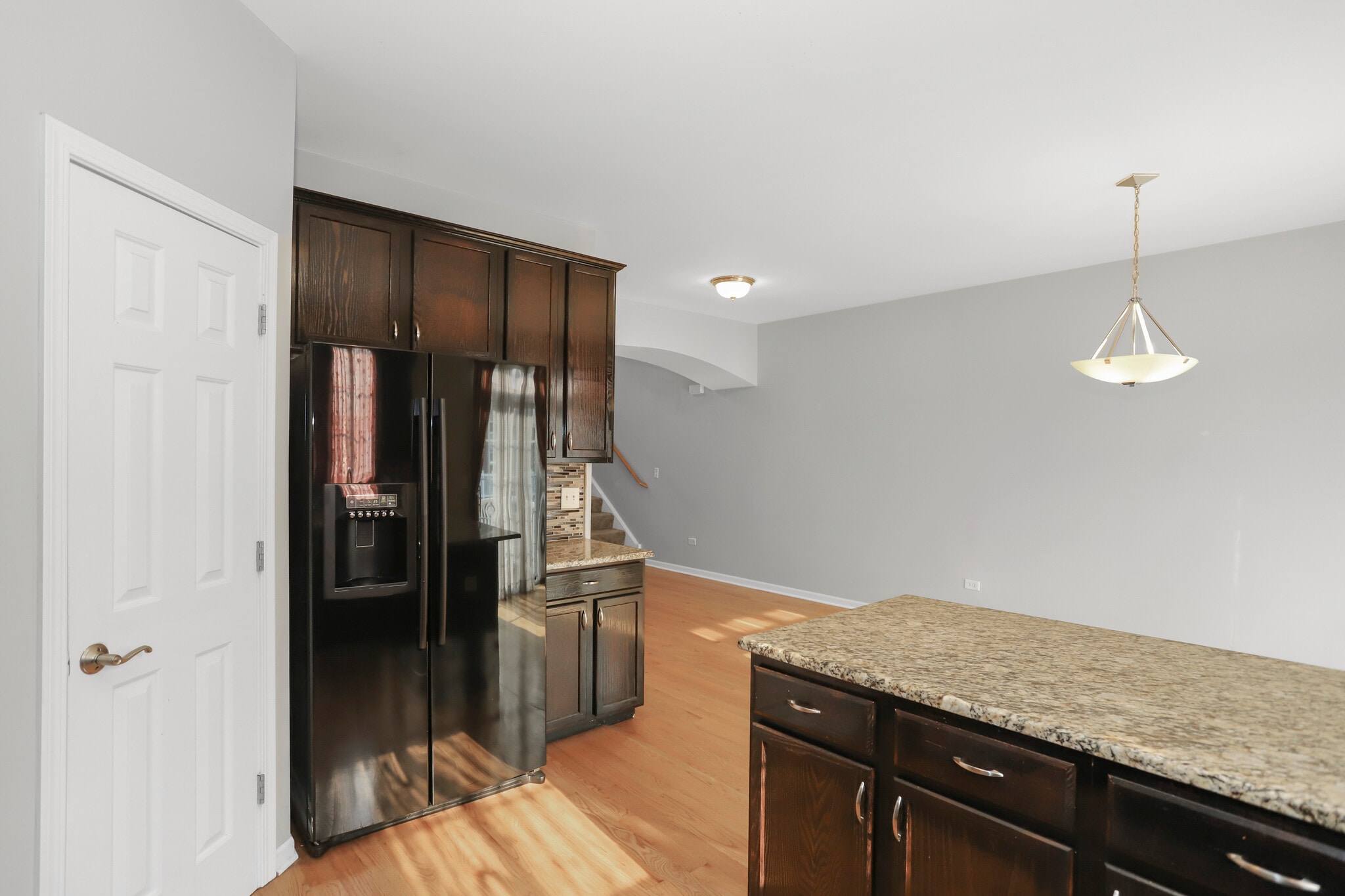 Kitchen - 910 Neudearborn Ln