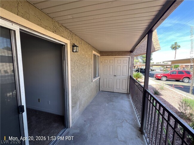 Building Photo - 5229 Indian River Dr