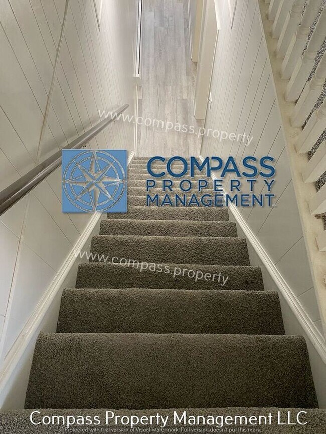 Building Photo - $ 1795 - 4 Bedroom, 1.5 Bath 3 Floor Home,...