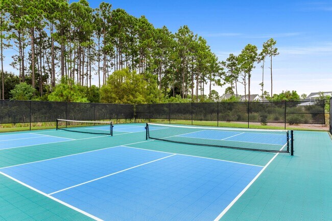 Building Photo - 323A Suwannee Dr