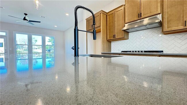 Building Photo - 2694 Evers Dr NE