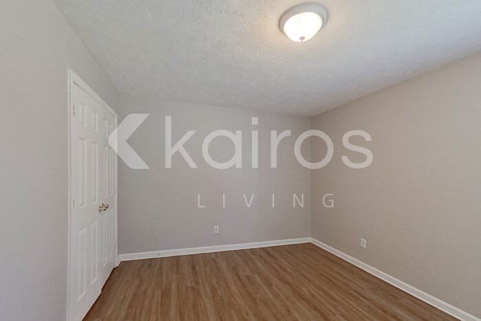 Building Photo - 5312 Blanchette St