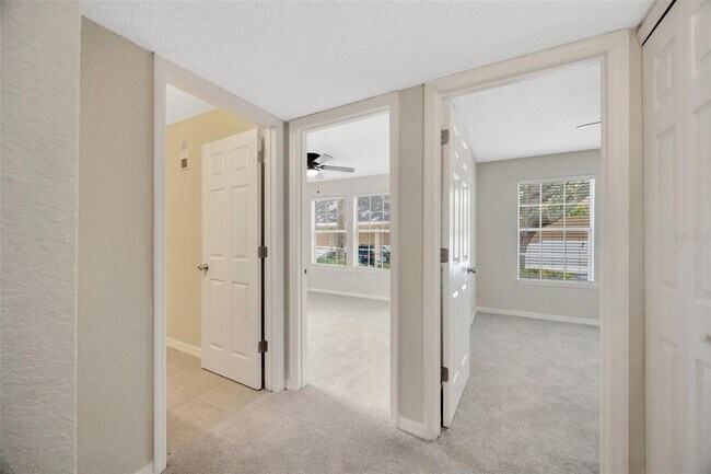 Building Photo - 3274 Haviland Ct