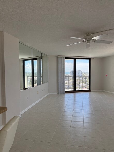 Building Photo - 1415 Ocean Shore Blvd