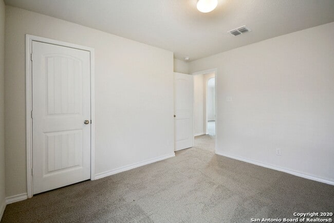 Building Photo - Gorgeous Home in the Gated Wortham Oaks Community Now Available! Realtor Commission: $600