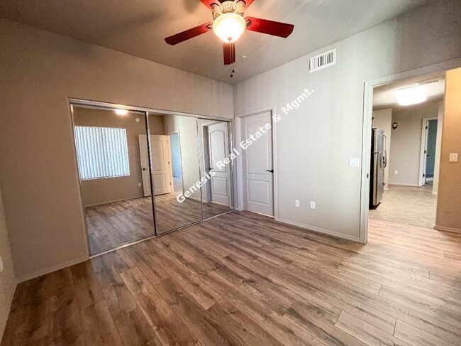 Building Photo - 2bd/2ba condo in Villas at Hacienda Del Sol