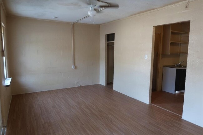 Building Photo - 415 N Beauregard St