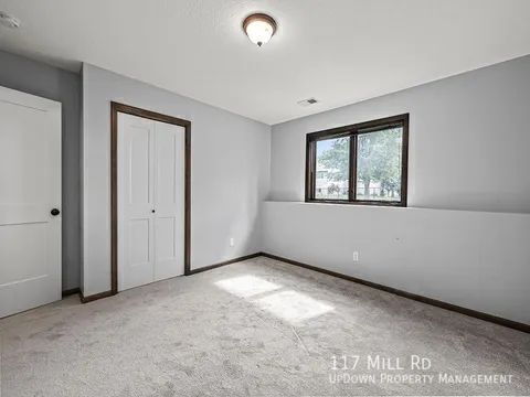 Building Photo - 117 Mill Rd
