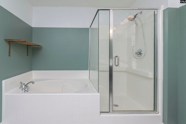 Building Photo - 834 Parnell Ct