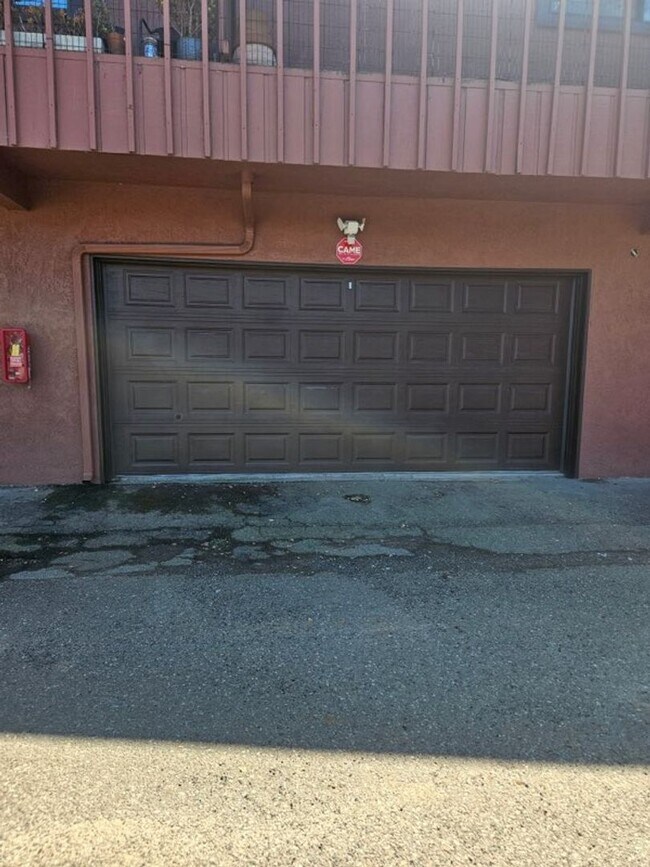Building Photo - 2 bedroom condo near downtown Morro Bay