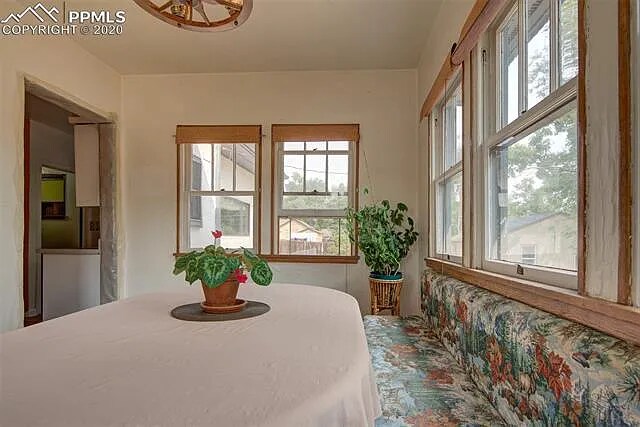 Building Photo - 1017 Iowa Ave