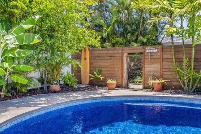 Building Photo - Elegant Home w/ Private Beach Access, Pool...