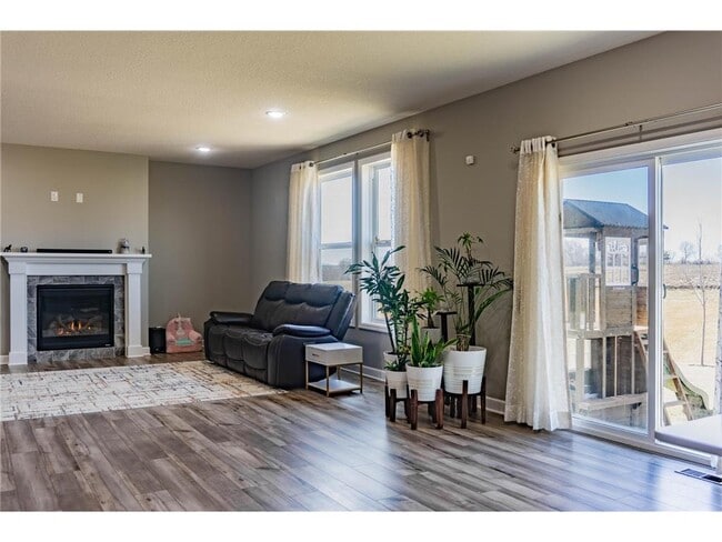 Building Photo - 1582 Edgebrook Ln