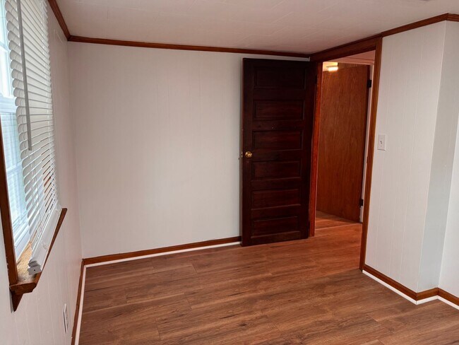 Building Photo - 5680 Jackson Creek Rd