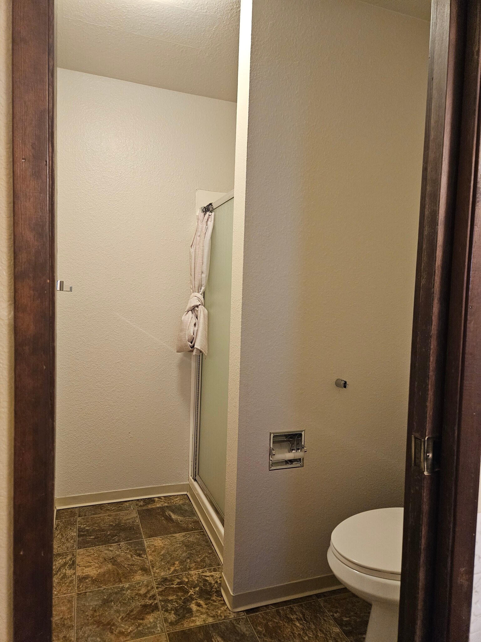 Building Photo - 1839 Peachtree Ln