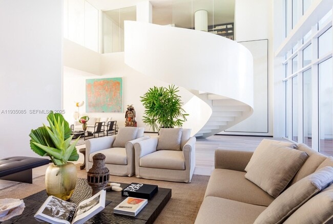 Building Photo - 4701 Meridian Ave