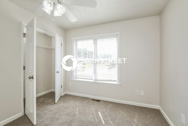 Building Photo - 3 Bedroom Pet-Friendly Home in THOMASVILLE, NC with Main Street Renewal