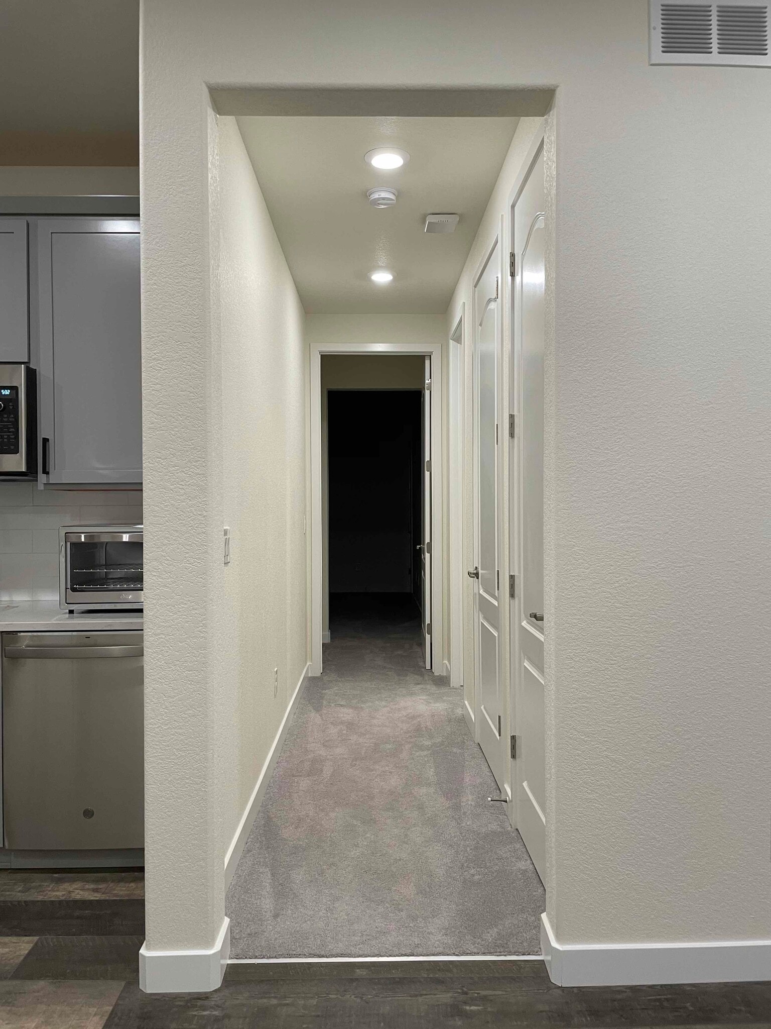 Building Photo - 8781 S Wenatchee Ct