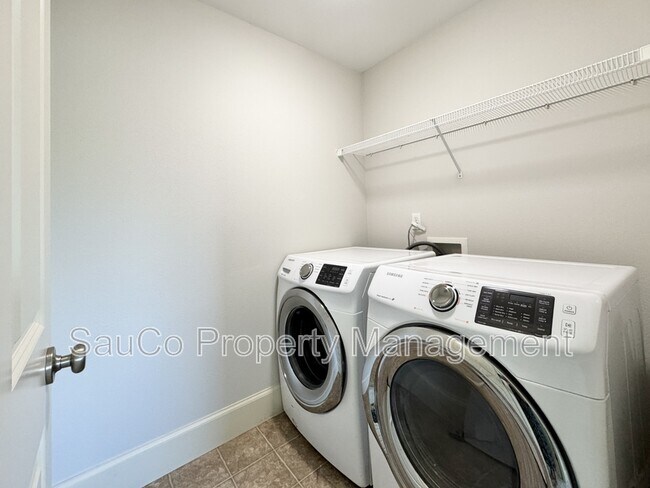 Building Photo - 11347 NW Kimble Ct